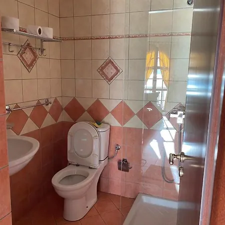 Castle Of Monte Cristo With Pool-Ilio Hotel 4*