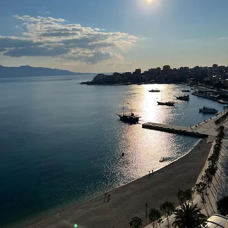 Castle Of Monte Cristo With Pool-Ilio Otel Saranda