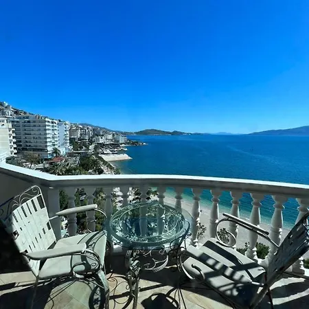 Otel Castle Of Monte Cristo With Pool-Ilio 4*